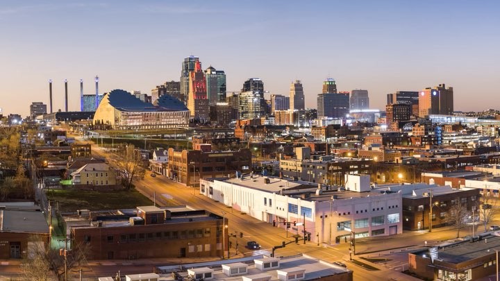 Captured an ultra high res image of the KC Skyline recently to be printed on a wall. Love how it turned out. ❤️
.
.
.
.
#skyline #hires #forhire #production #kansascity #city #KCFilm #LAFilm #agency #media #light #KCMO #bts #behindthescenes #film #filmmaking #instagood #lighting #cinema #inspiraion #creativity #mood #print #drone #inspire2 #dji @visitkc @filminkc @kcmogov